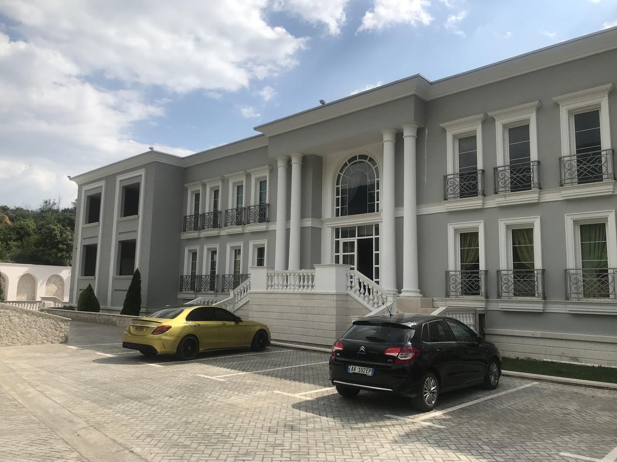 Jurgen Resort Tirana Exterior foto